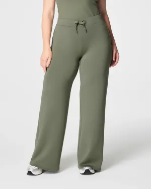 Airessentials Wide Leg Pant