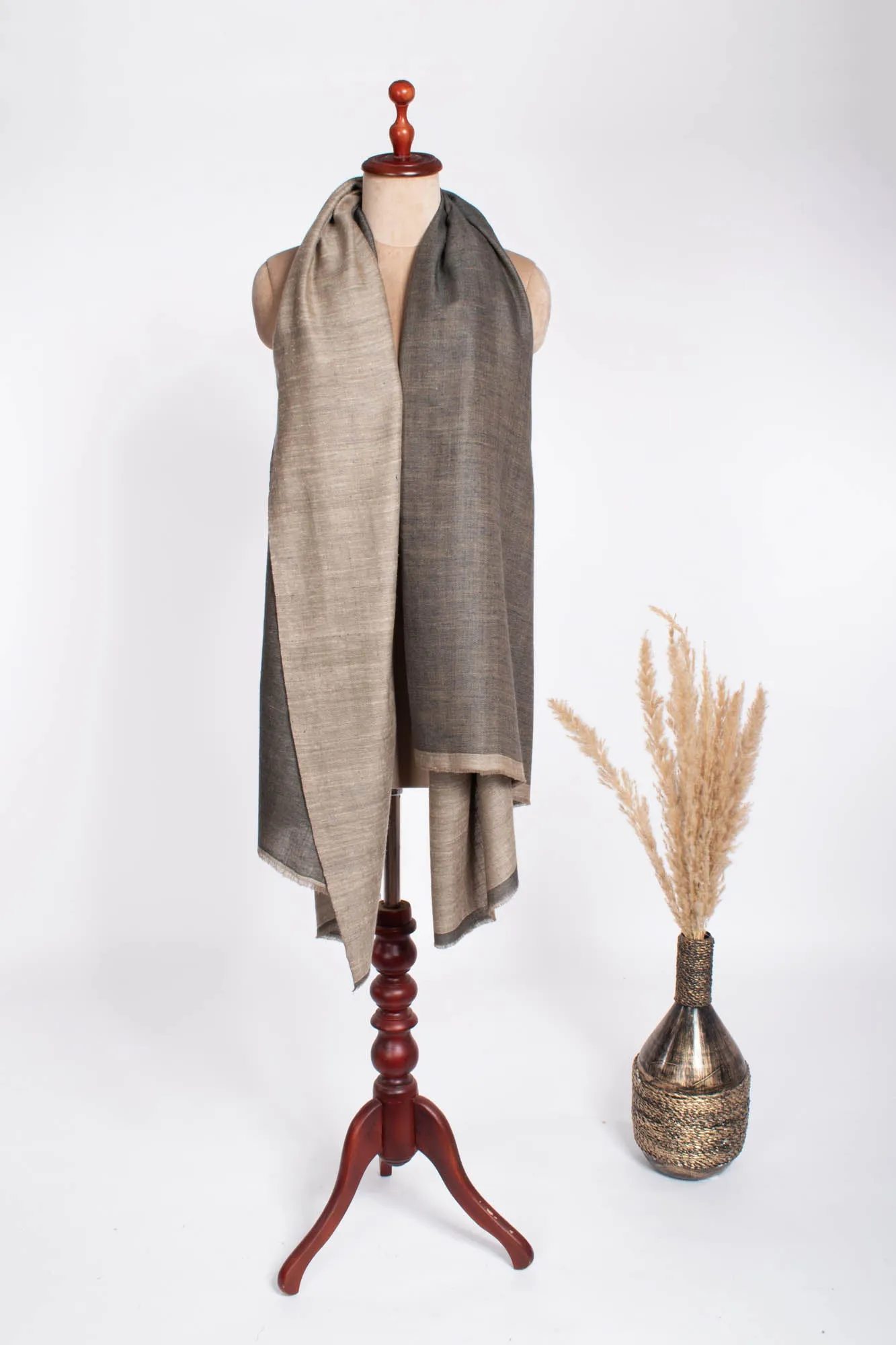 Grey And Ivory Dorukha Soft Pashmina Shawl - BASILDON