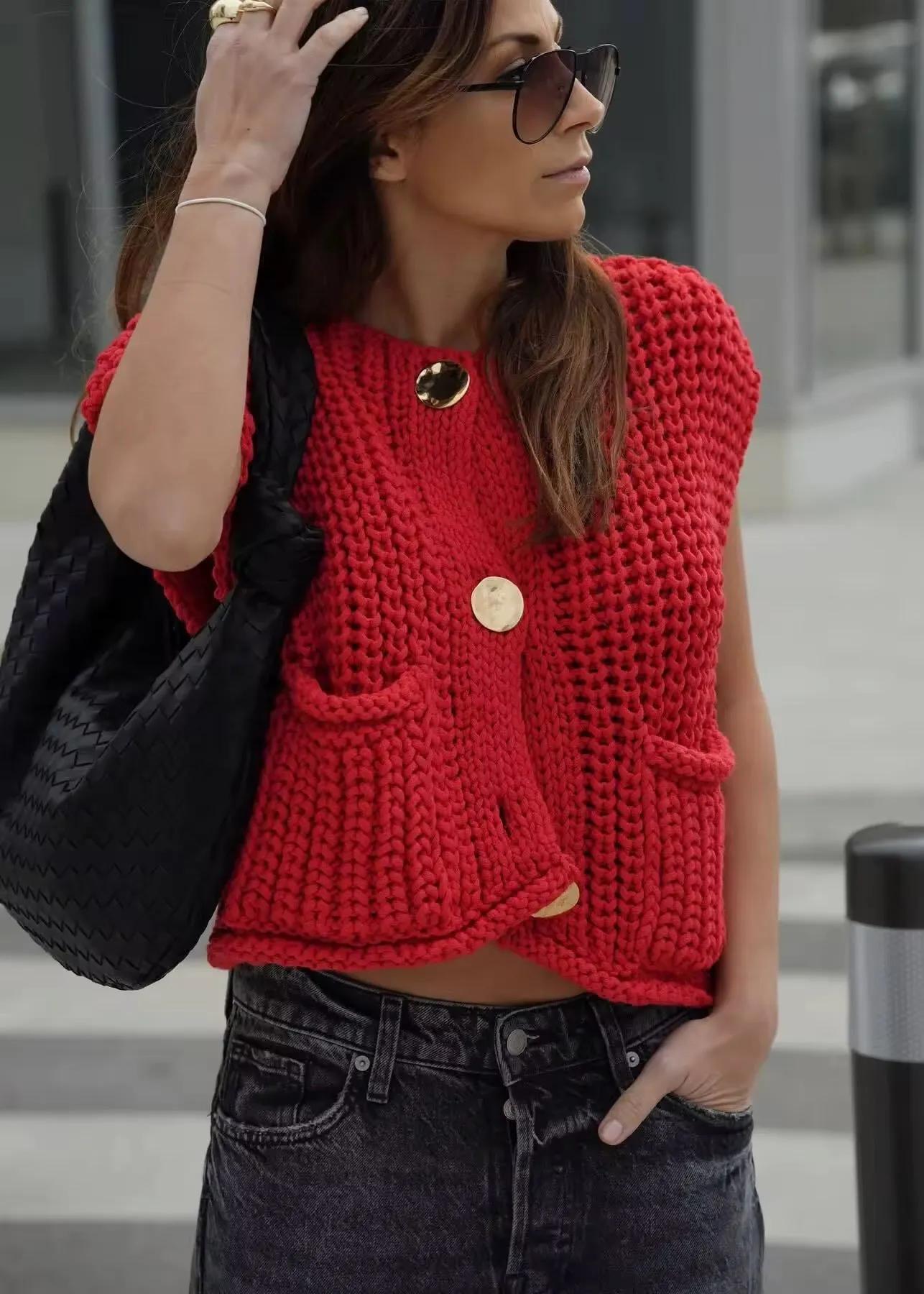 Lesa Knitted Cropped Vest