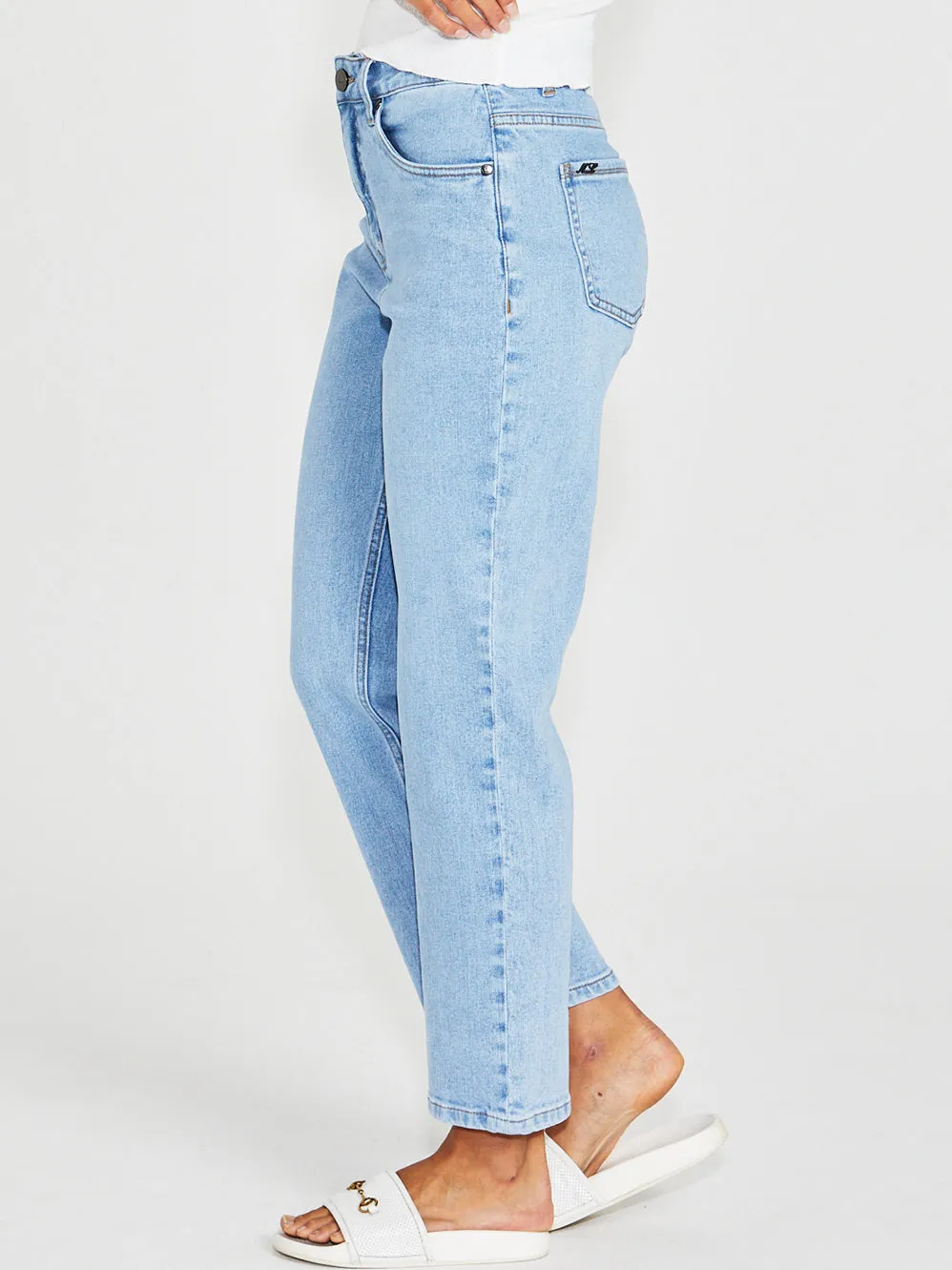 NEW LONDON COMBE ANKLE GRAZER JEAN