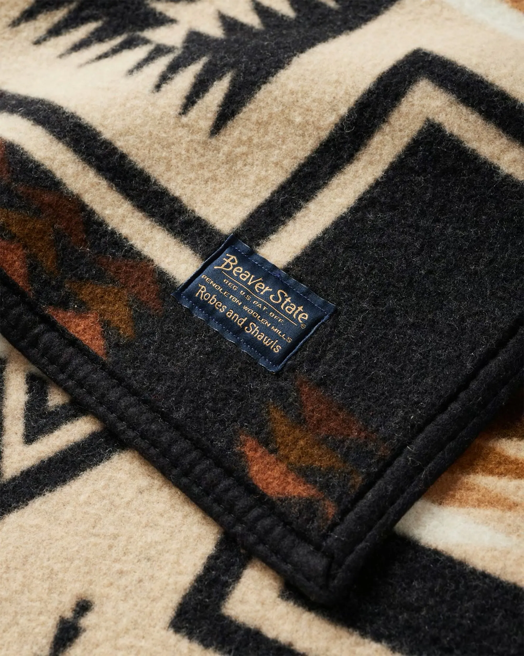 Pendleton Napped Jacquard Wool Robe Blanket - Harding Oxford