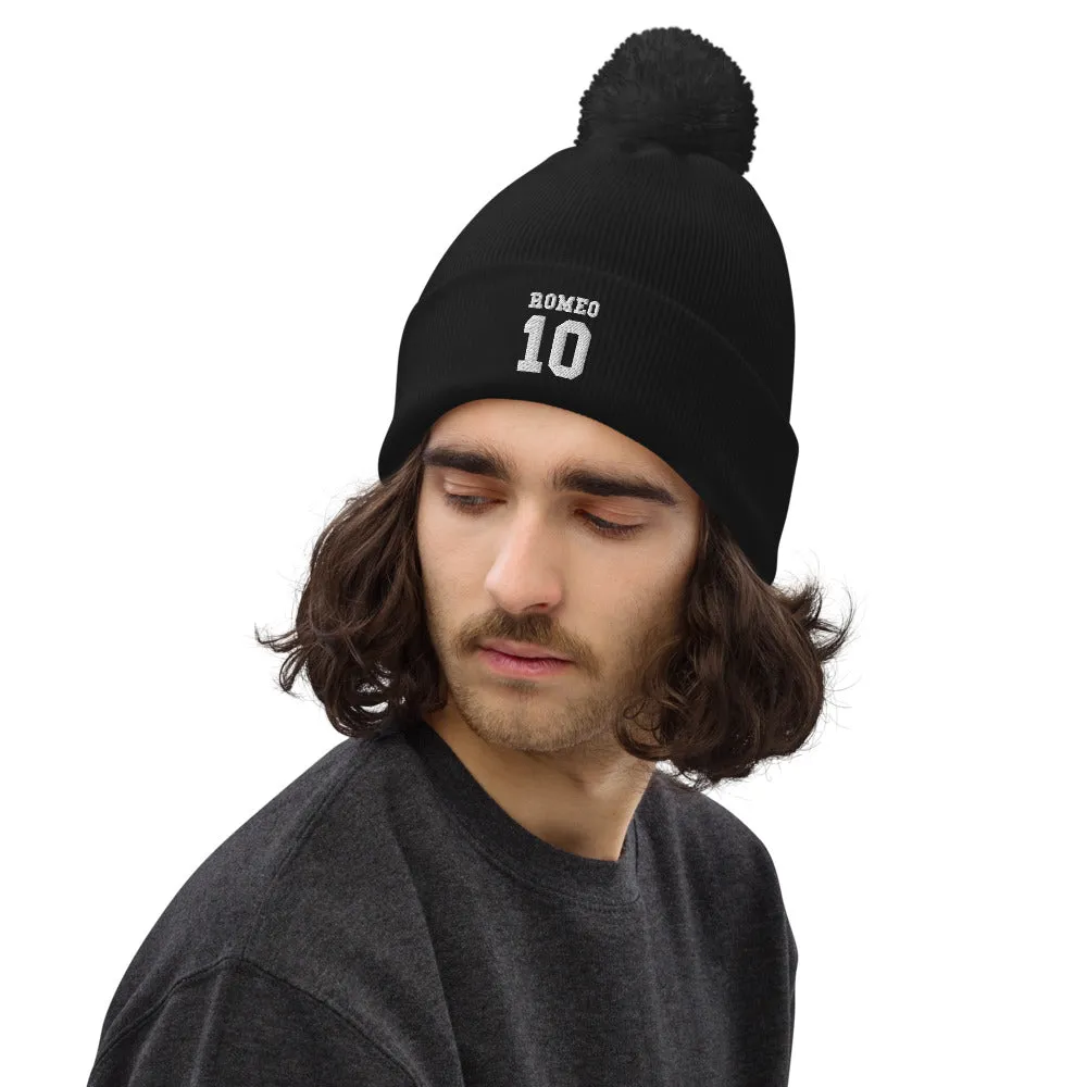 ROMEO & JULIET  POM POM BEANIE