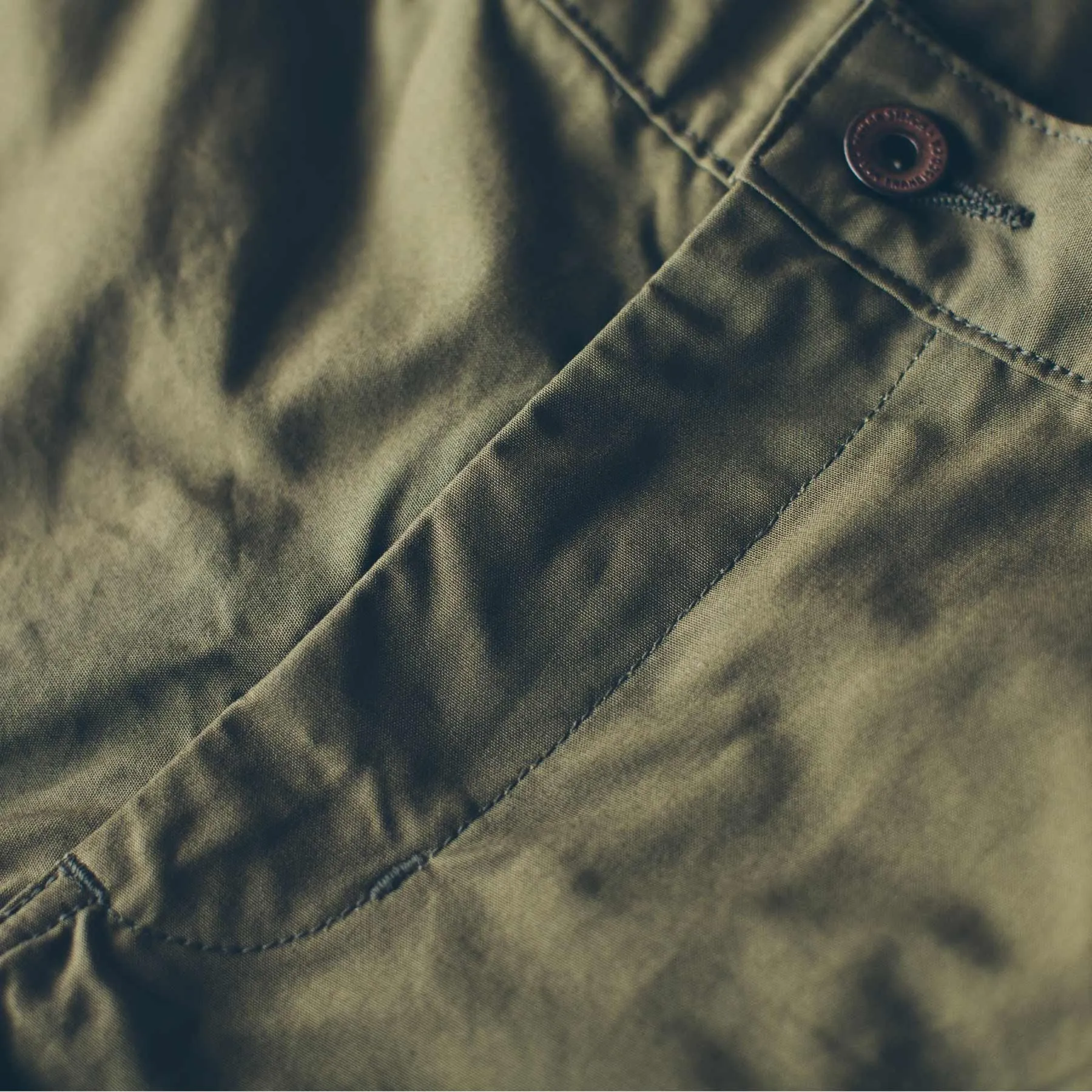 The Travel Chino in Olive