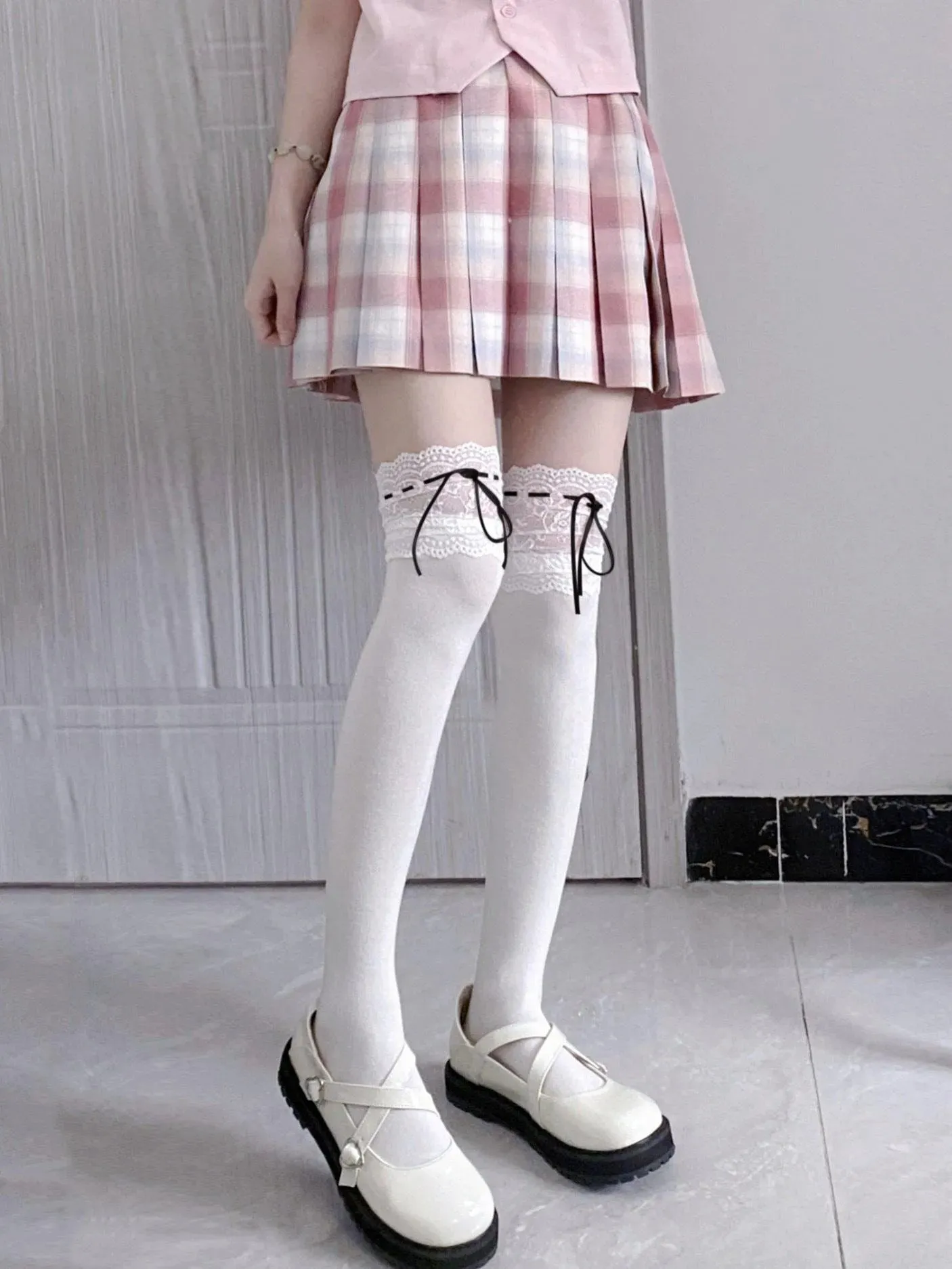 White Lolita Socks with Ribbon | Trim Knee High Stockings