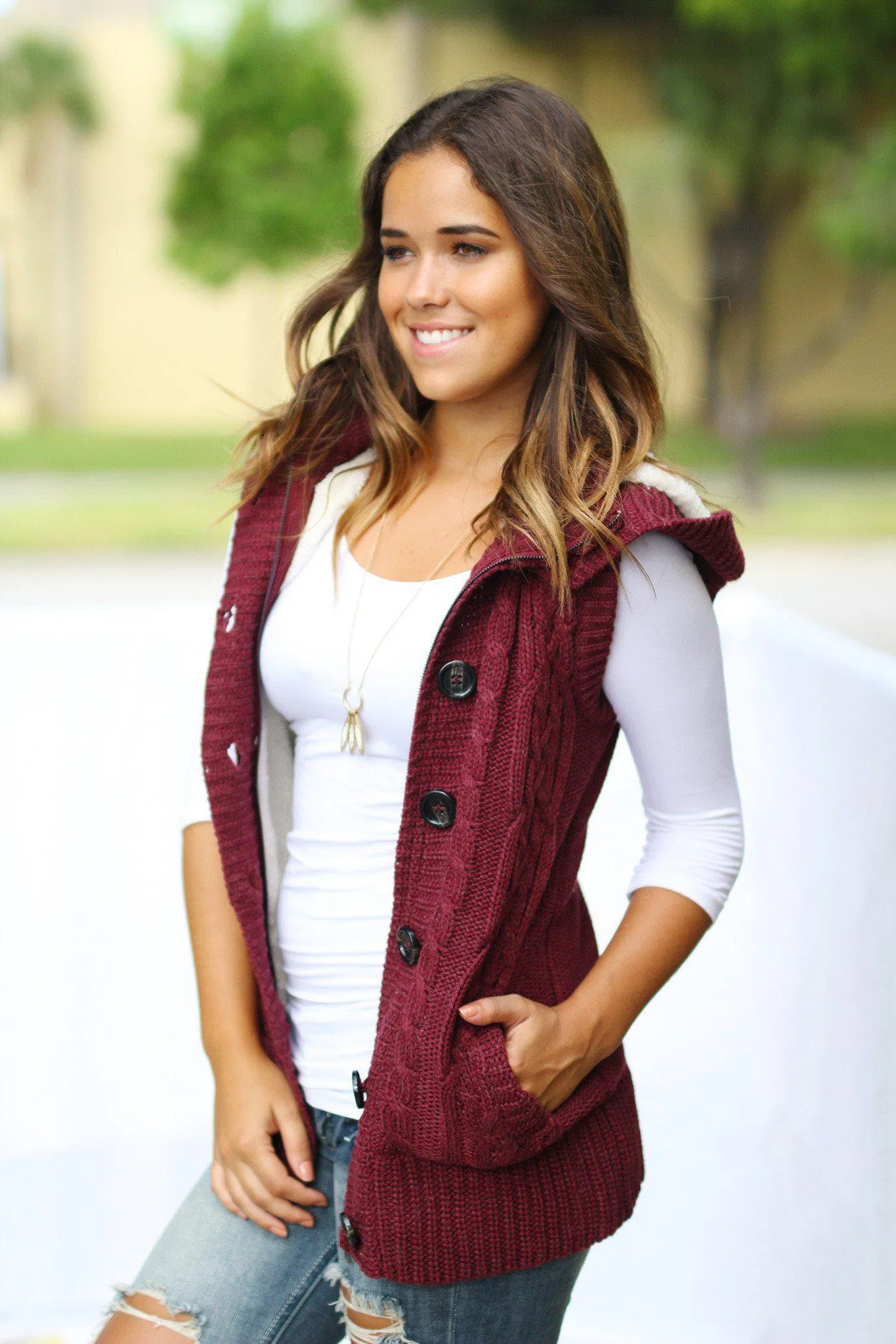 Wine Sweater Vest With Fur