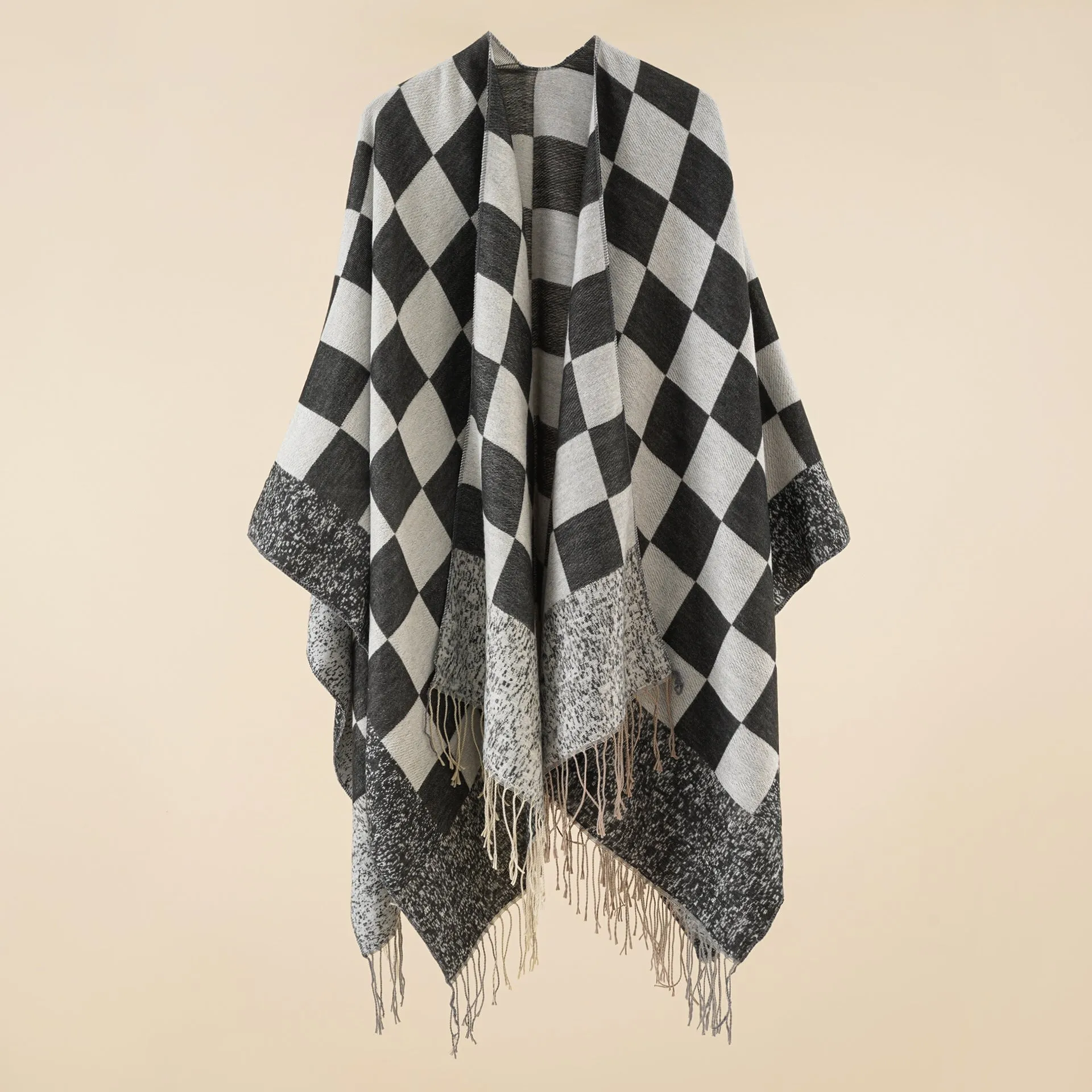 Women's cape, warm in autumn and winter, fashionable plaid tassels, simple